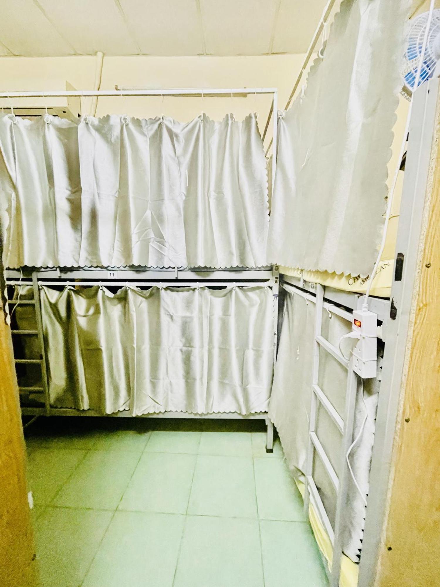花ren Hostel Bandar Ho Chi Minh Luaran gambar